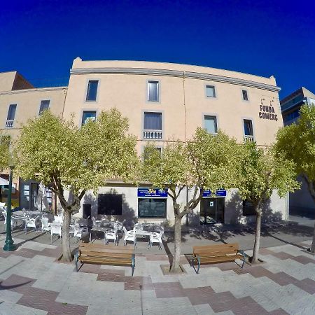 Fonda Comerc Estudio Doble Torroella de Montgrí Esterno foto